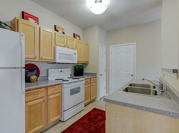 2nd image of 6810 Valley Ridge Dr #52F