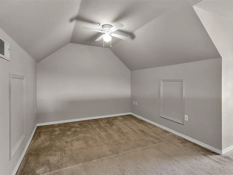 5541 Rosehill Rd #202 — Photo 44
