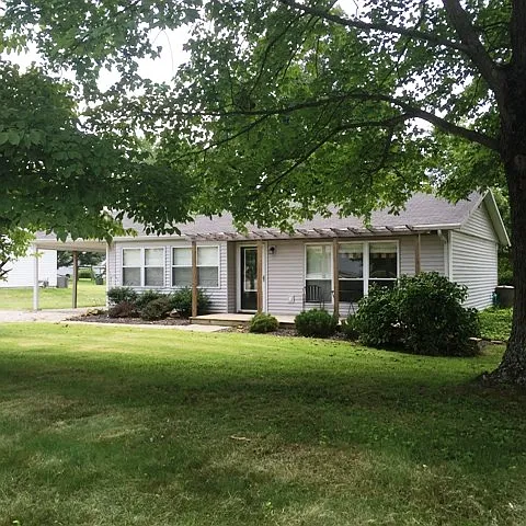 765 W Donder Ln photo 1