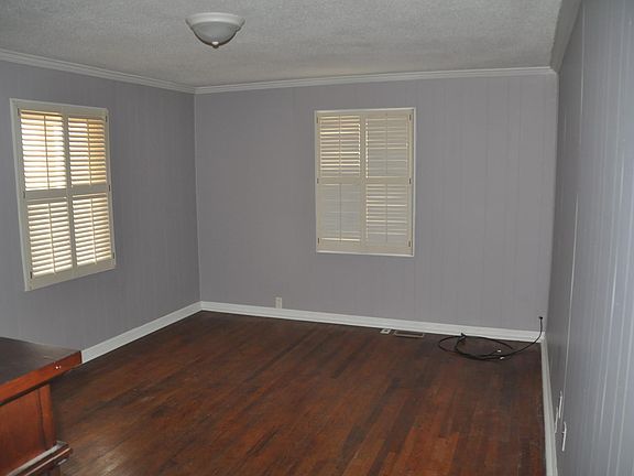 3rd image of 7435 Lone Oak Blvd