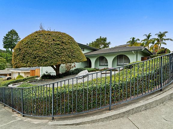 2nd image of 149 Kenny Ave