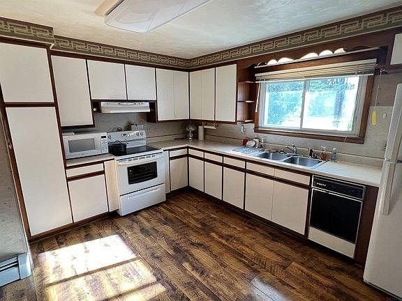 2nd image of 3703 W Old Road 30