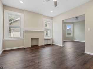 236 Osborne Ter #2, Newark, NJ 07112