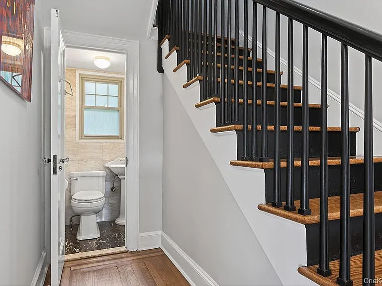 33 Lynwood Rd — Photo 12