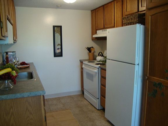 2nd image of 26H Piscassic St #110