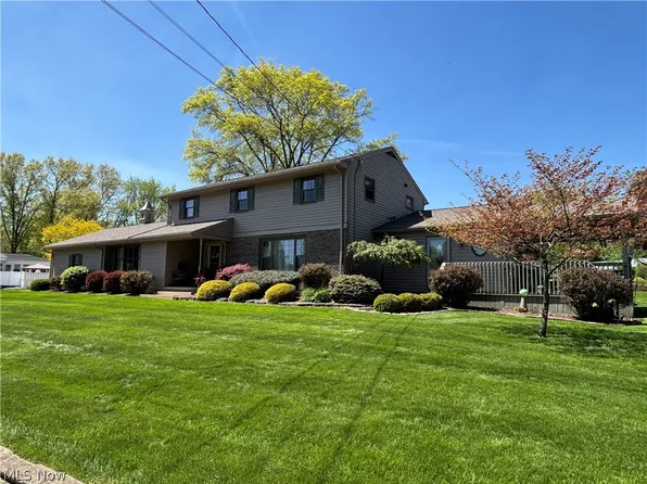 383 Edgewood Dr, Columbiana, OH 44408