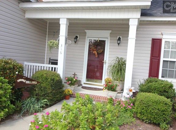 3rd image of 316 Kellwood Way