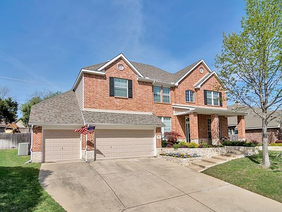 2nd image of 801 Water Oak Dr