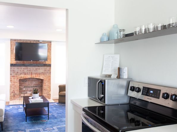 1700 NW 17th St #CH-202