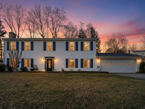 5625 N Lake Dr, Roanoke, VA 24019