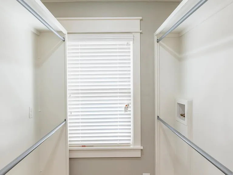 713 Cooper Dr — Photo 10