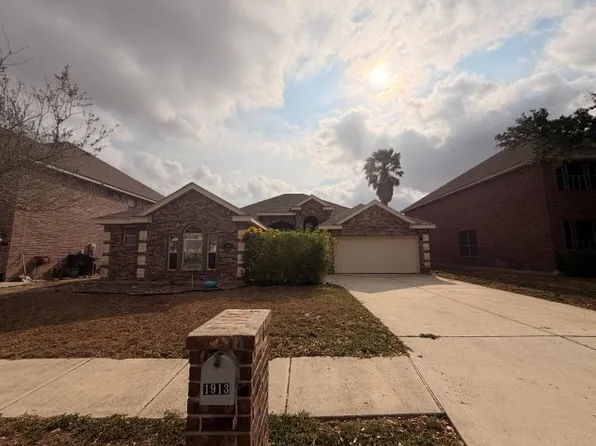1913 Bunting Ln, Mission, TX 78572