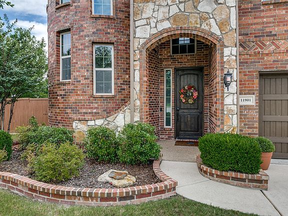 5th image of 11901 Drummond Ln