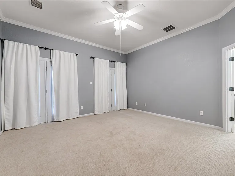 2420 Fawkes Ln — Photo 25