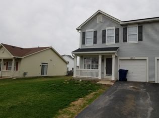 1203 Burns Ln, Minooka, IL 60447