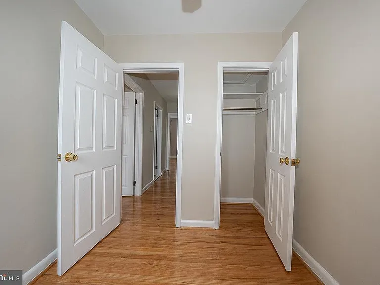 130 Ivy Ct — Photo 41