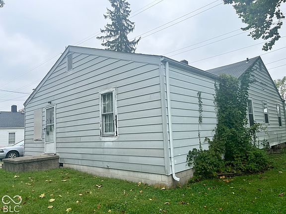 3rd image of 821 W Cross St