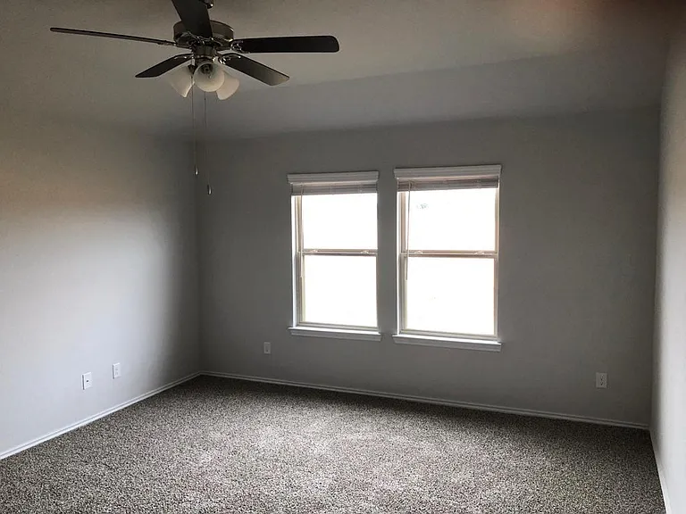 8024 Front 9 Ln — Photo 10