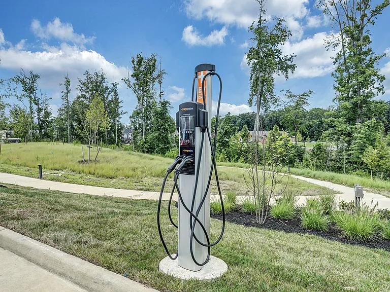 Luxe 360 on Centerpointe — Photo 80