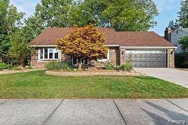 1st image of 24657 Alicia St