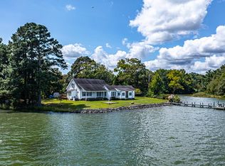 1841 Ditchley Rd, Kilmarnock, VA 22482