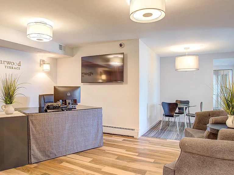 Leasing Center