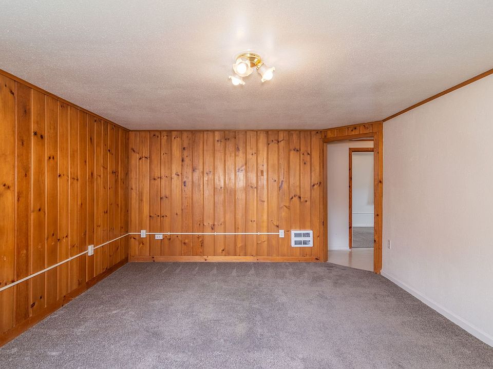 711 4th St, Cheney, WA 99004 Zillow