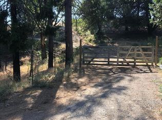 716 Blossom Ln, Mokelumne Hill, CA 95245