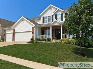 6047 Blake Thomas Dr, Wentzville, MO 63385