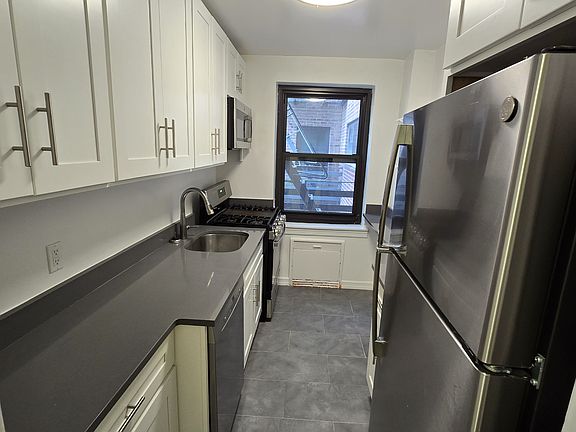 4th image of 213-05 75th Ave #3O