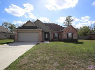 13926 Cantebury Ave, Denham Springs, LA 70726