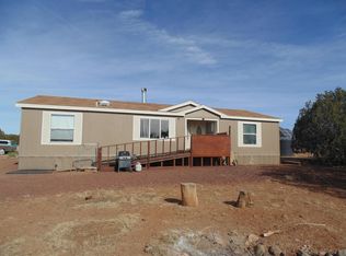 38236 W Howling Coyote Rd, Seligman, AZ 86337