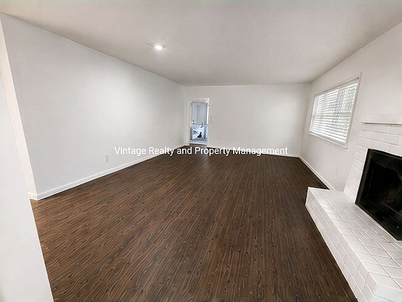 2nd image of 623 Bedlow Dr