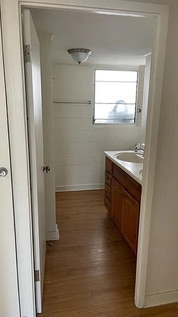 2436 Date St #9