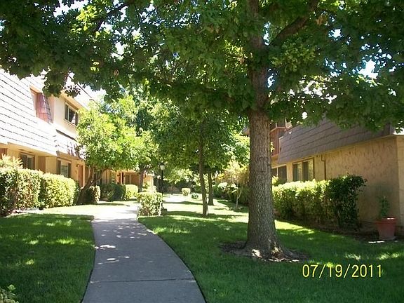 2nd image of 6206 Via Casitas