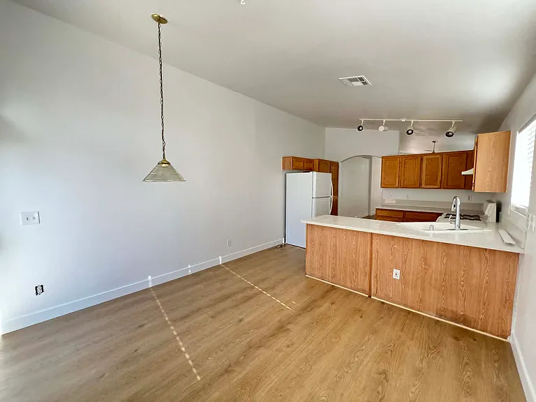 7116 Old Village Ave — Photo 16