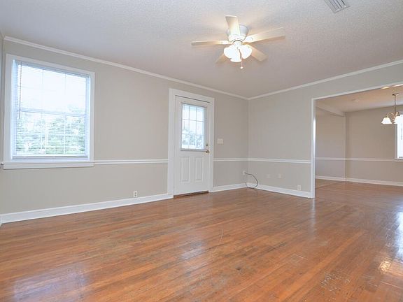 5th image of 501 Pinetree Rd