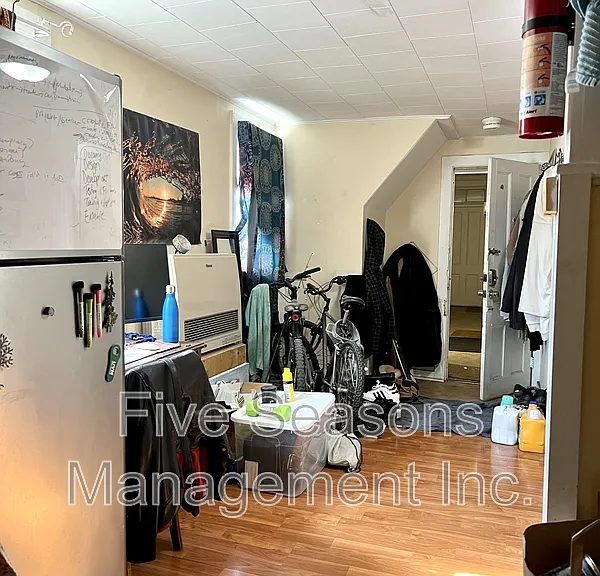 19 Grant St #7 — Photo 6