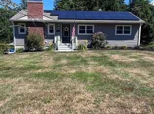 8 Gail Dr, Ellington, CT 06029