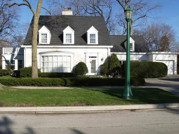 900 Sheridan Rd, Wilmette, IL 60091