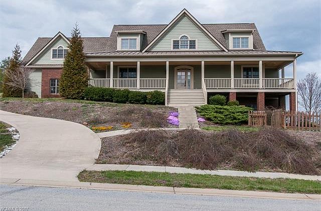 1st image of 225 Branchwater Dr