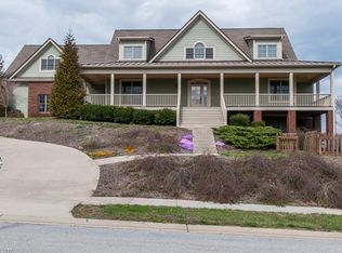 225 Branchwater Dr, Mills River, NC 28759