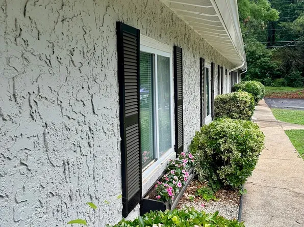 452 Glendale Rd #9, Scottdale, GA 30079