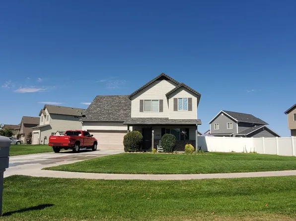 3703 E Goldstone Dr, Idaho Falls, ID 83401