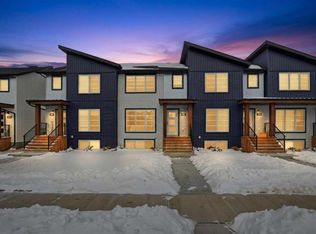 56 Lake St, Red Deer County, AB T4E1B9
