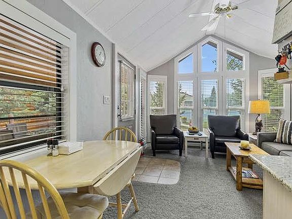 3rd image of 85 Revett Dr