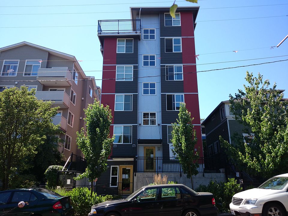 2nd image of 413 11th Ave