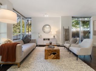 188 Chesterfield Ave, North Vancouver, BC V7M 2L5