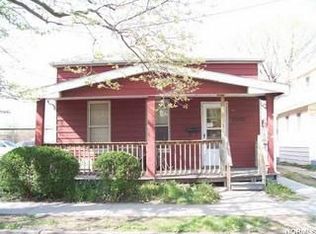 2406 Castle Ave, Cleveland, OH 44113