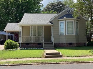 211 9th St N, Columbus, MS 39701